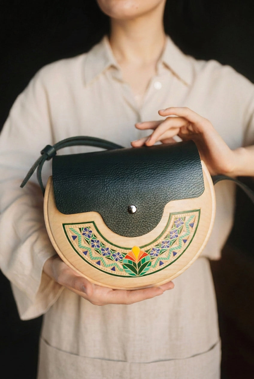 Sprout – Handmade Wooden Handbag (Green)