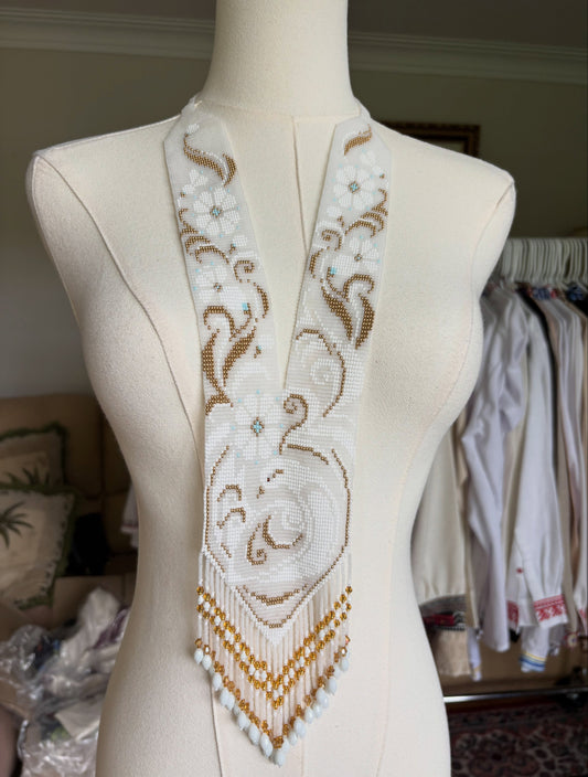 Turtledove White and Gold Beaded Necklace (Herdan)